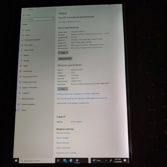 Laptop - Picture 2 of 9